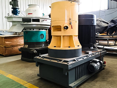 The Difference Between a Sawdust Pellet Machine and a Feed Pellet Machine
